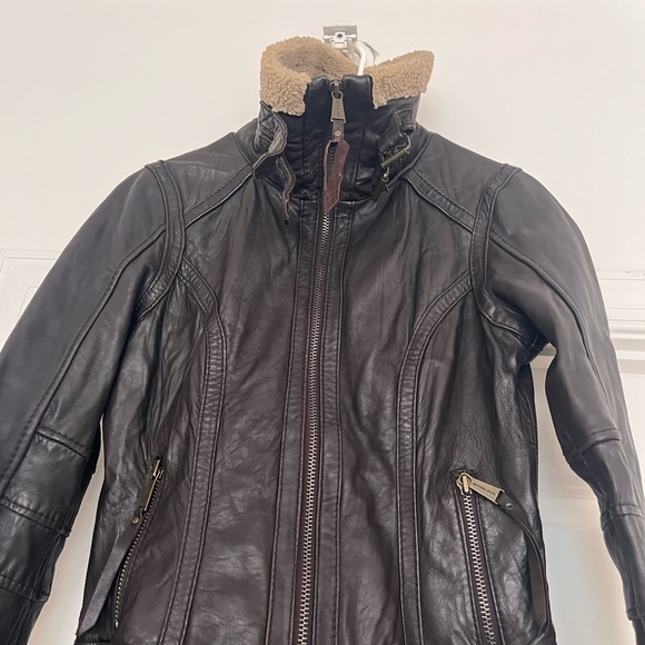 Michael Kors Women’s Brown Leather Jacket Faux Fur Trims Size Small - Picture 4 of 5
